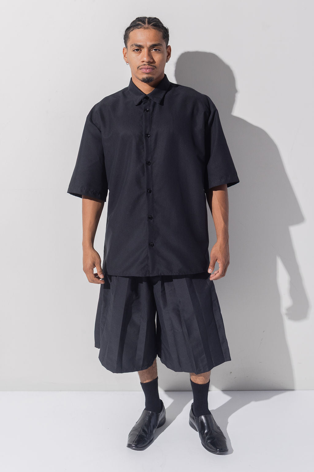 SHORT SLEEVE SHIRT - BLACK