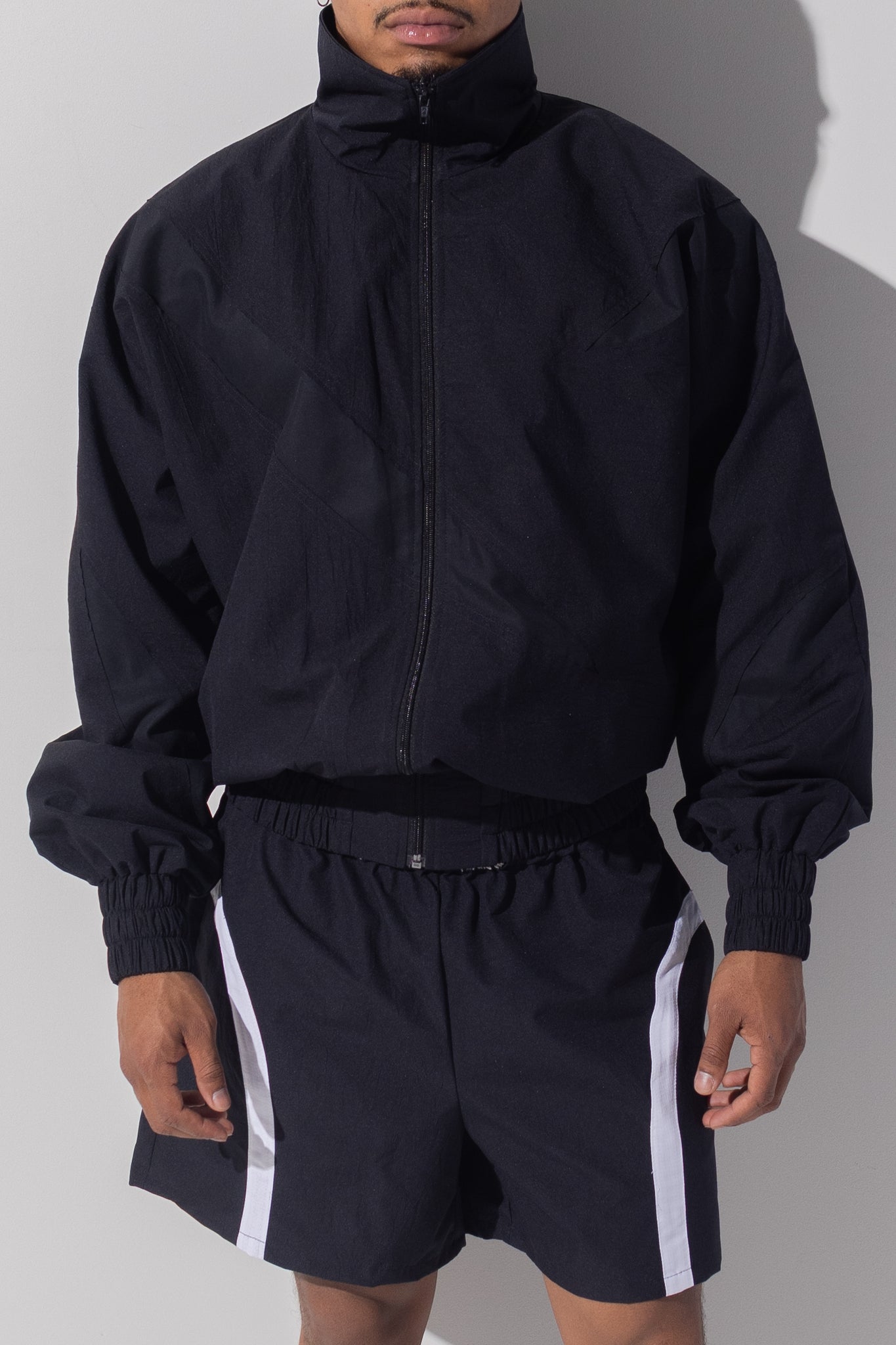 SCRATCHED JACKET - BLACK