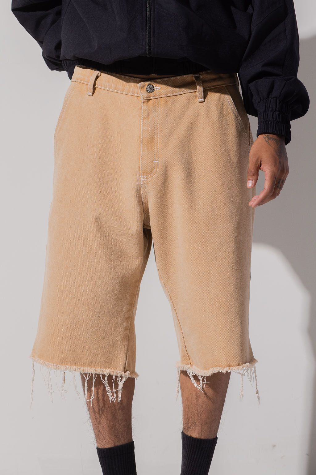 RIPPED SHORTS - KAKI