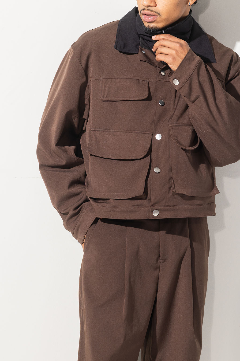 CROP POCKET JACKET - BROWN